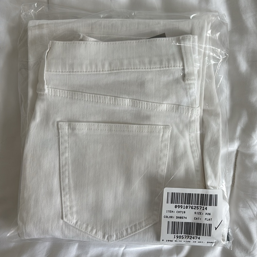 NWT J. Crew Petite slim-wide jean in White Denim Cropped Ankle Jeans raw hem - Picture 12 of 12